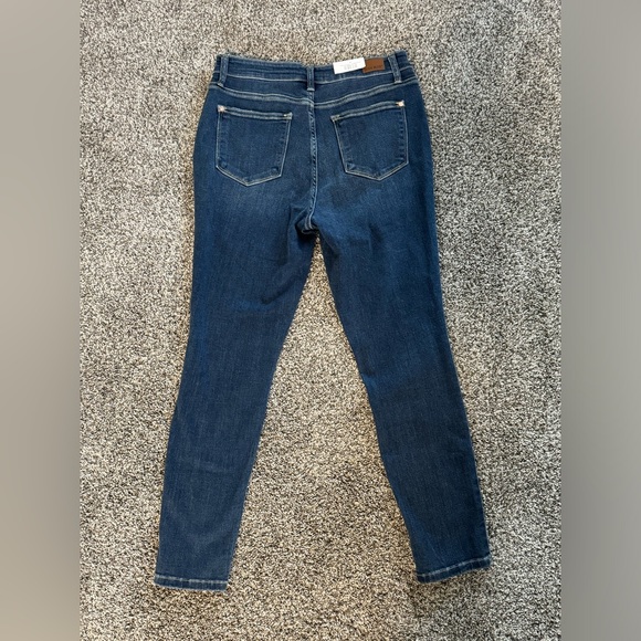 Judy Blue Seams Like Heaven Skinny Jeans - Picture 5 of 6
